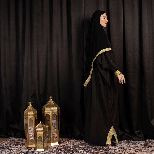 Axinite Abaya